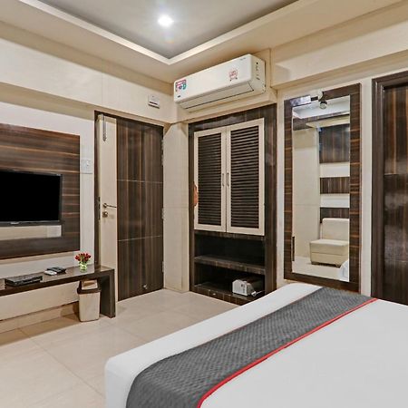 Townhouse 1182 Hotel Tirupati Galaxy 칸푸르 외부 사진